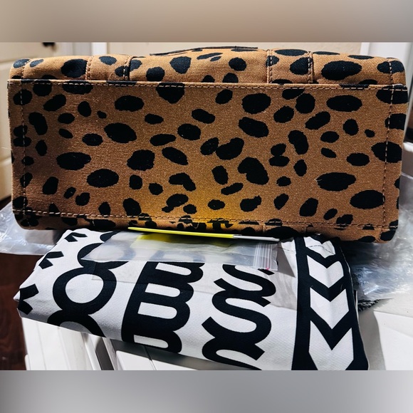 Marc Jacobs Yellow and Black Card  Tote Bag and dust bag in medium size - Picture 5 of 13